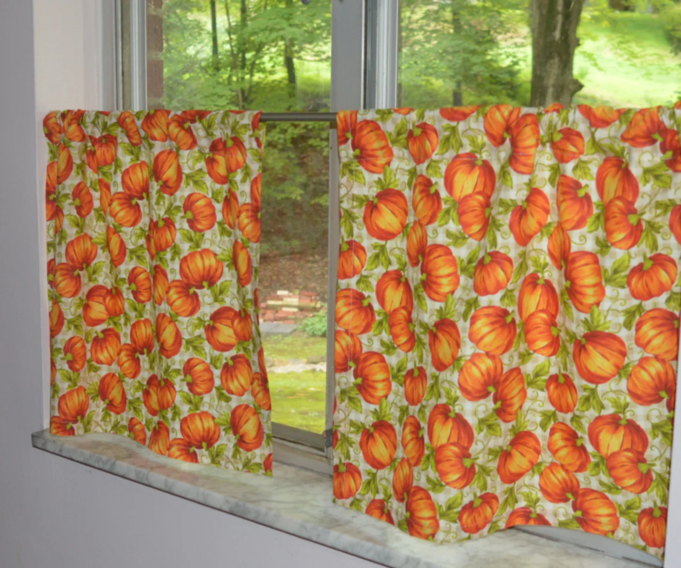 Fall Pumpkin Cafe Curtains