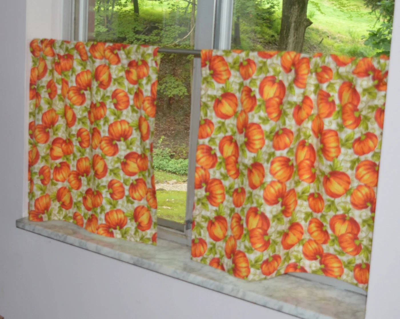Fall Pumpkin Cafe Curtains