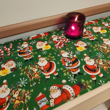 Vintage Santa table runner